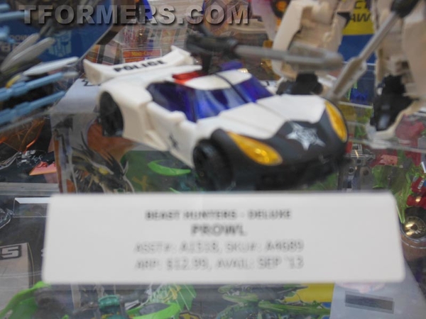Botcon 2013   Transformers Beast Hunters 2014 New Figures Display  (63 of 69)